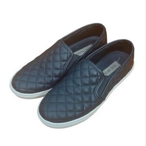 STEVE MADDEN Ecentrcq Leather Black Slip On Sneaker Size 7